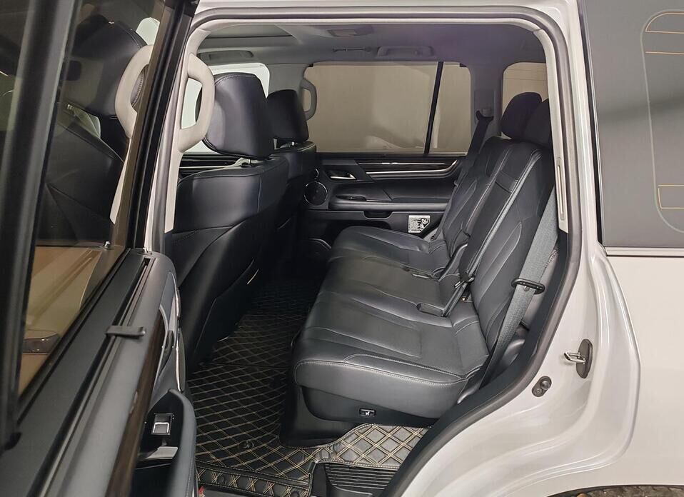Lexus LX, III Рестайлинг 2 570 5.7 AT (367 л.с.) 4WD