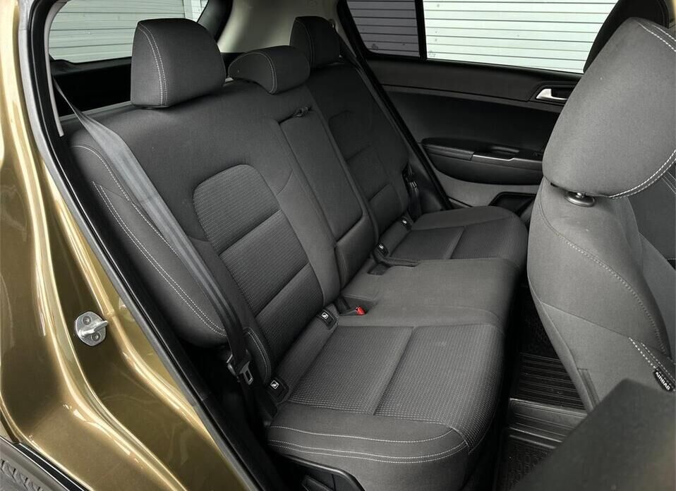 Kia Sportage 2.0 AT (150 л.с.) 4WD
