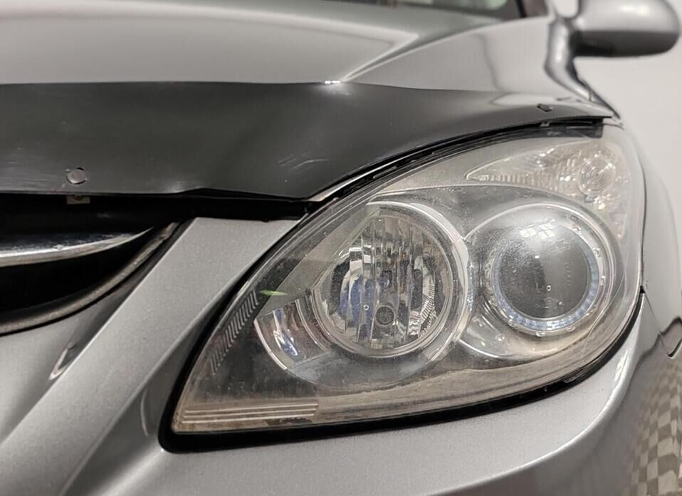 Hyundai i30, I Рестайлинг 1.6 MT (126 л.с.)