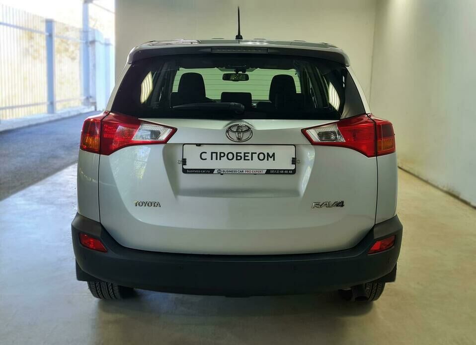 Toyota RAV4 2.0 CVT (146 л.с.)