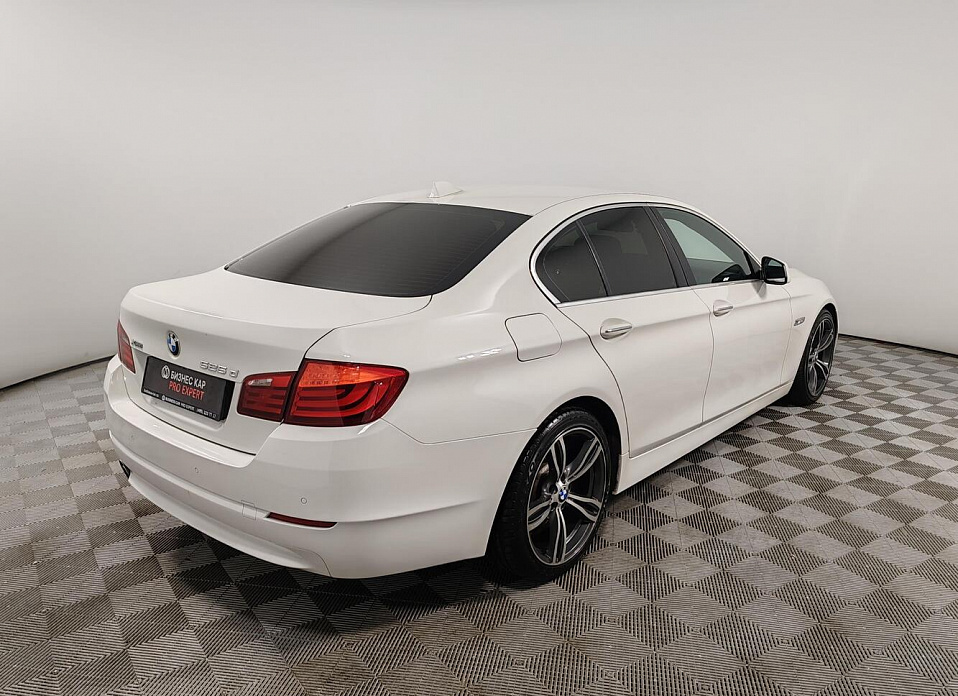 BMW 5 серии, VI (F10/F11/F07) 525d xDrive 2.0d AT (218 л.с.) 4WD