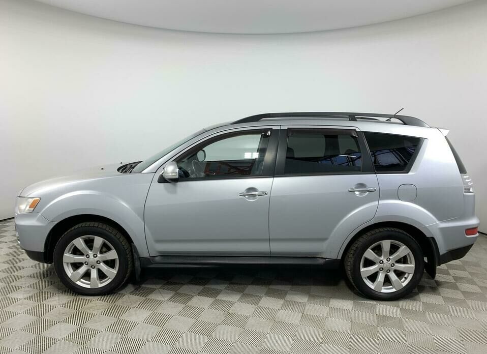 Mitsubishi Outlander 2.4 CVT (170 л.с.) 4WD