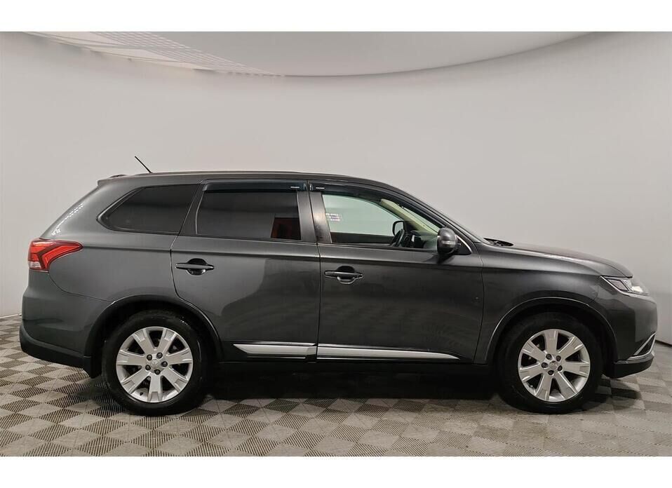 Mitsubishi Outlander, III Рестайлинг 2 2.0 CVT (146 л.с.)