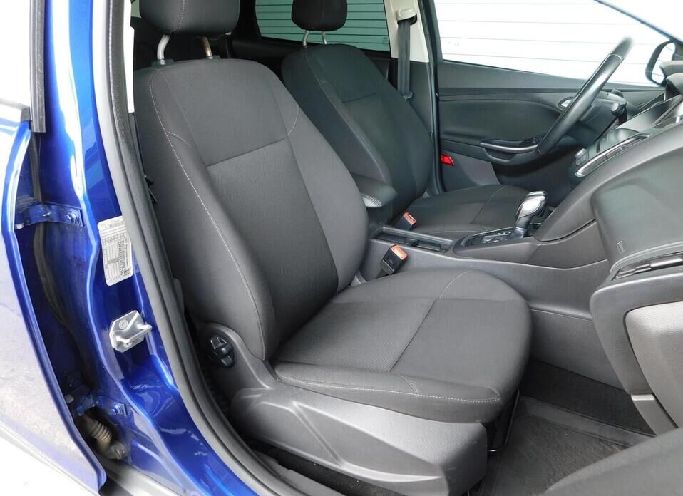 Ford Focus, III Рестайлинг 1.6 AMT (125 л.с.)