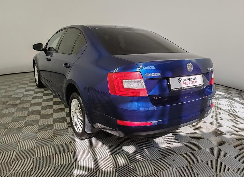 Skoda Octavia 1.2 MT (105 л.с.)