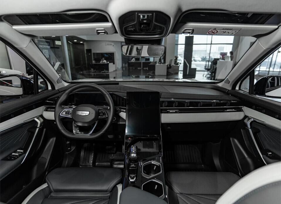 Geely Atlas, II 2.0 AMT (200 л.с.)