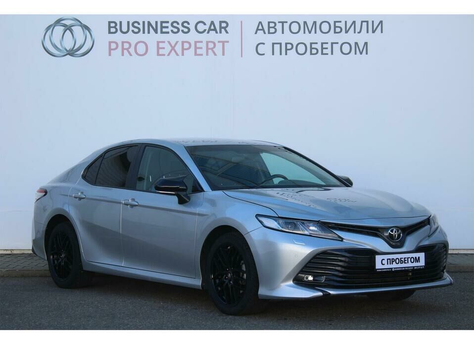 Toyota Camry 2.5 AT (181 л.с.)