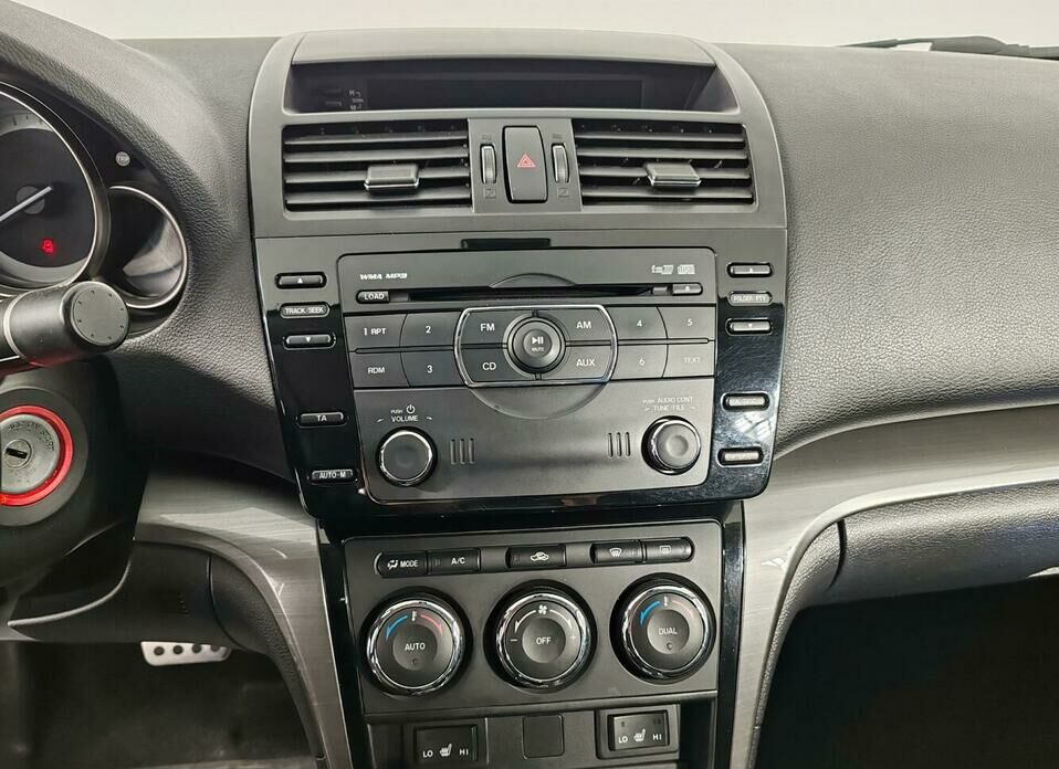 Mazda 6 2.0 AT (147 л.с.)