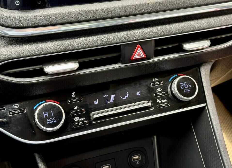 Hyundai Sonata, VIII (DN8) 2.0 AT (150 л.с.)