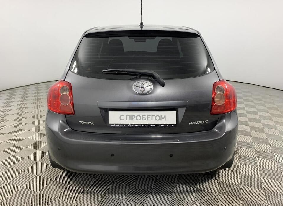 Toyota Auris, I 1.4 MT (97 л.с.)