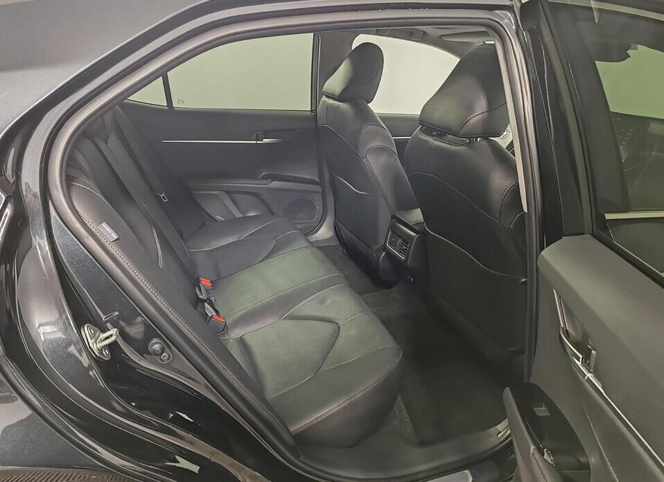 Toyota Camry, VIII (XV70) Рестайлинг 2.5 AT (206 л.с.)