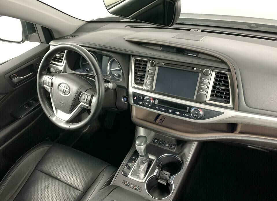 Toyota Highlander 3.5 AT (249 л.с.) 4WD