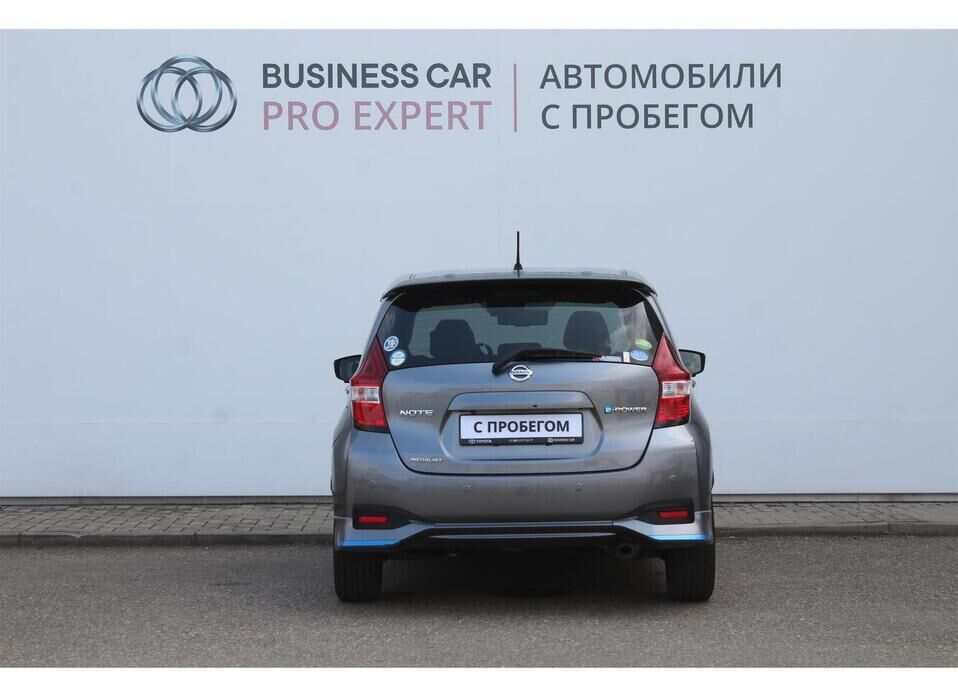 Nissan Note 1.2 CVT (98 л.с.)