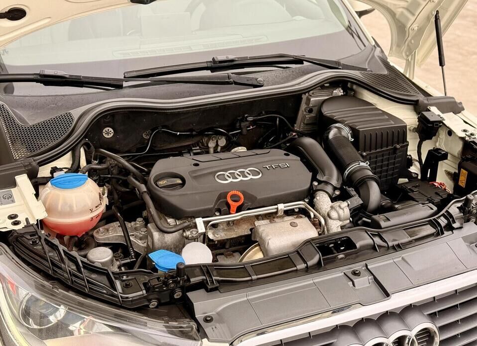Audi A1, I (8X) 1.4 AMT (122 л.с.)