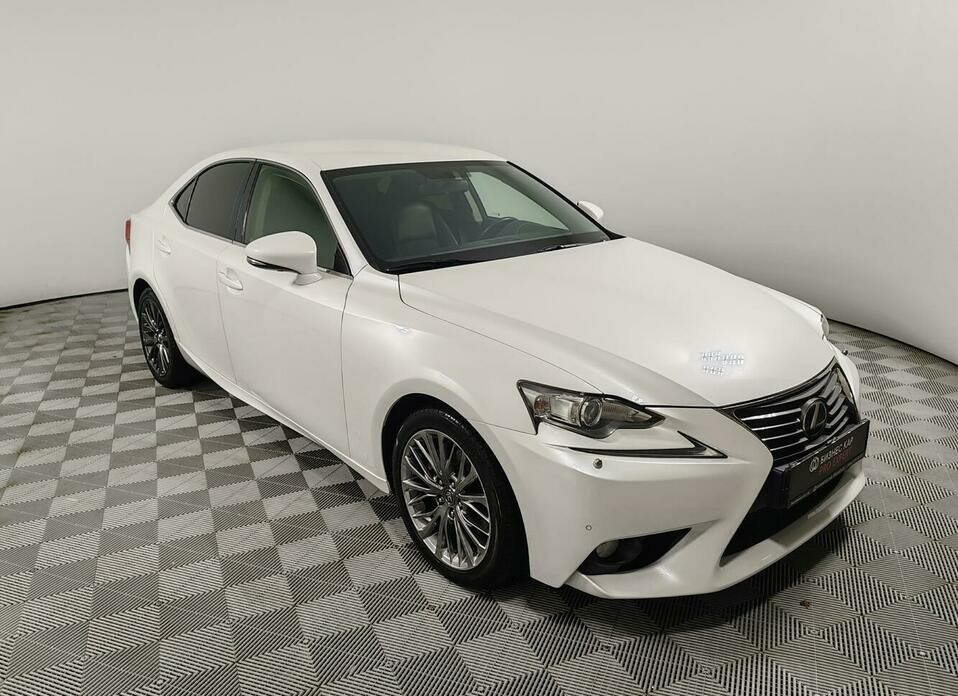 Lexus IS 250 2.5 AT (208 л.с.)
