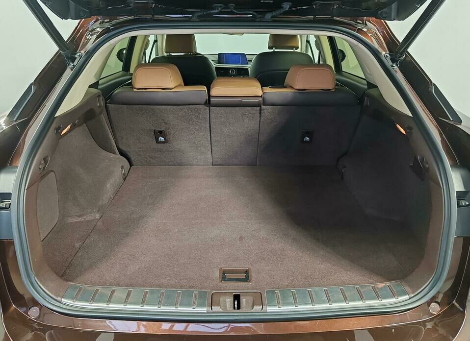 Lexus RX 200t 2.0 AT (238 л.с.) 4WD