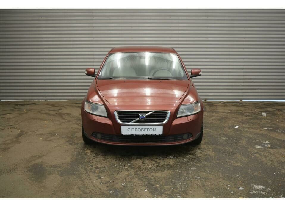 Volvo S40 2.4 AT (140 л.с.)