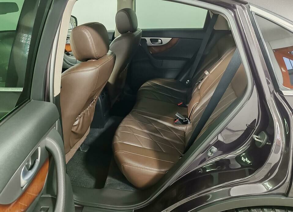 Infiniti FX FX37 3.7 AT (333 л.с.) 4WD