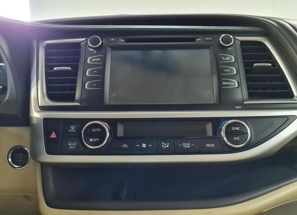 Toyota Highlander 3.5 AT (249 л.с.) 4WD