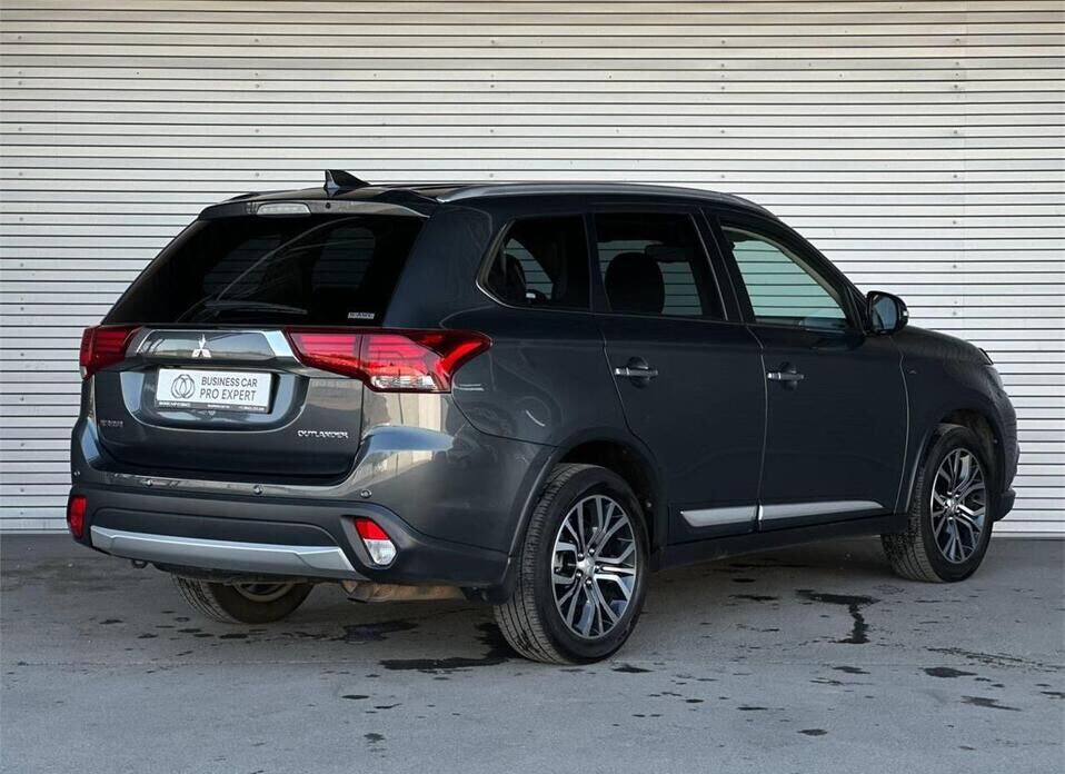 Mitsubishi Outlander 3.0 AT (227 л.с.) 4WD