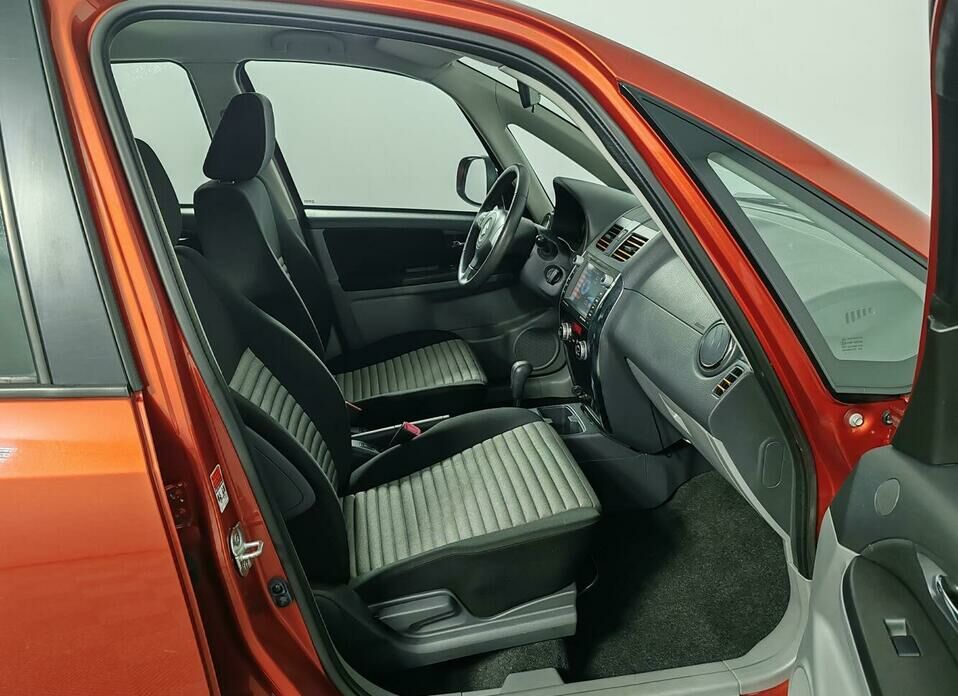 Suzuki SX4 1.6 AT (112 л.с.) 4WD