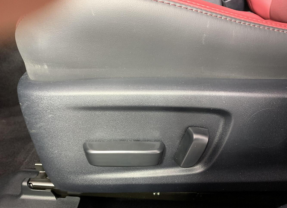 Lexus IS, III Рестайлинг 2 300 3.5 AT (264 л.с.) 4WD