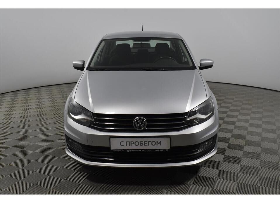 Volkswagen Polo, V Рестайлинг 1.6 AT (110 л.с.)