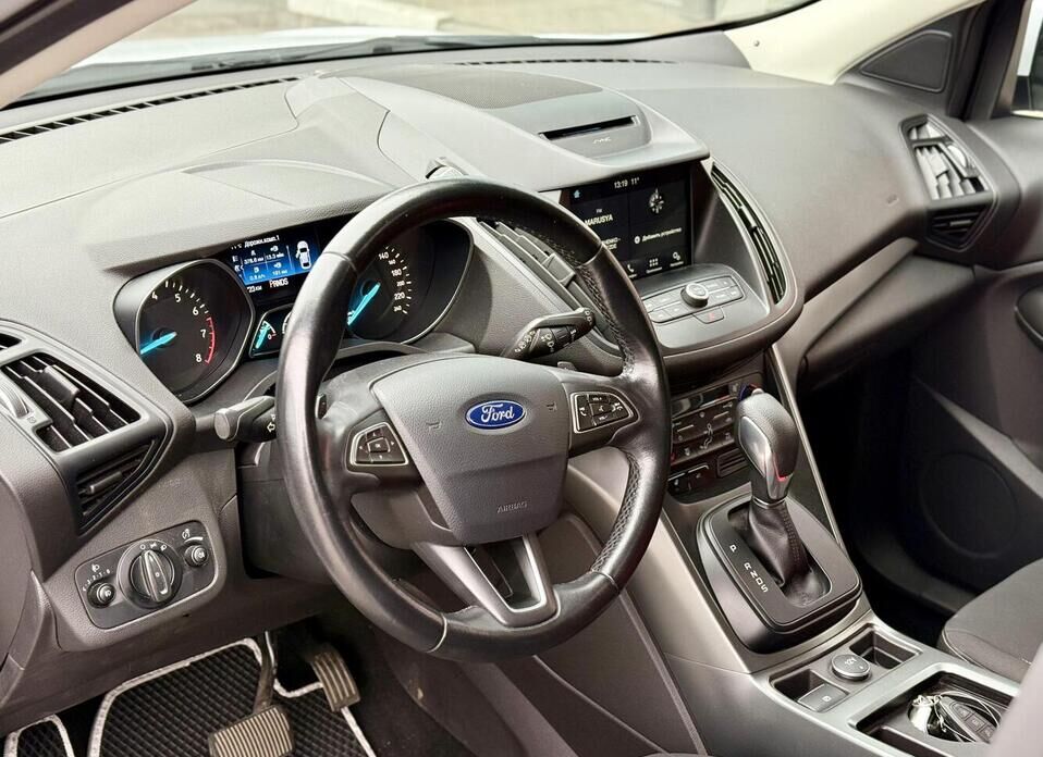 Ford Kuga, II Рестайлинг 1.5 AT (150 л.с.) 4WD