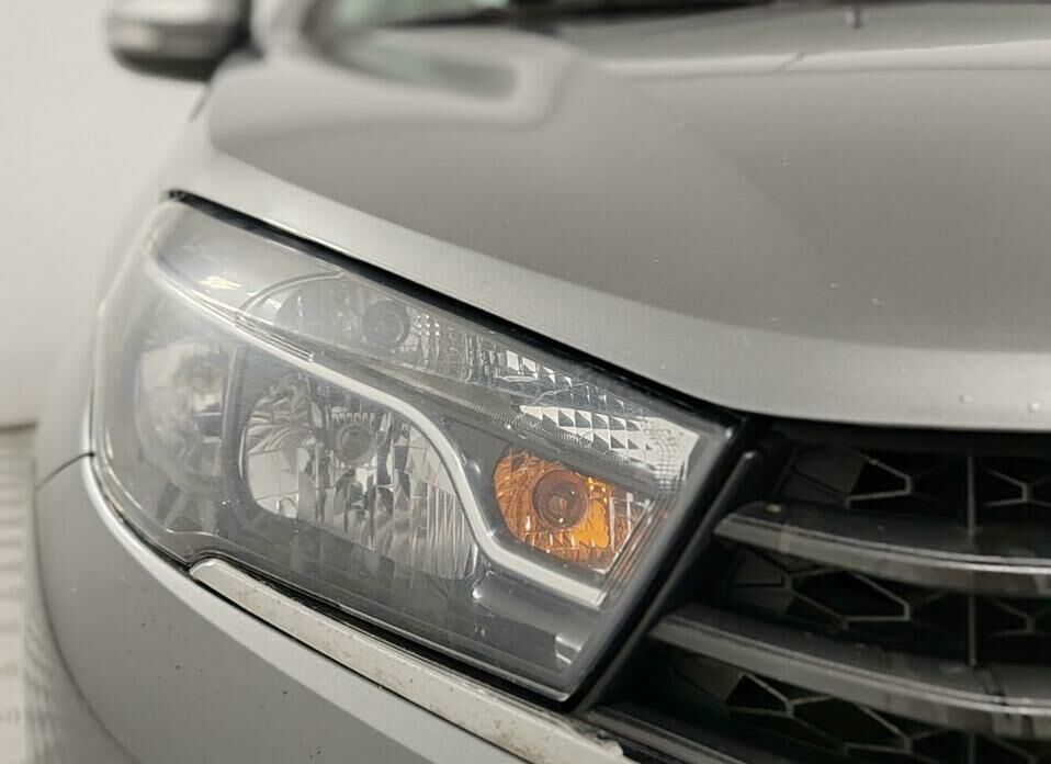 LADA (ВАЗ) Vesta 1.6 MT (106 л.с.)