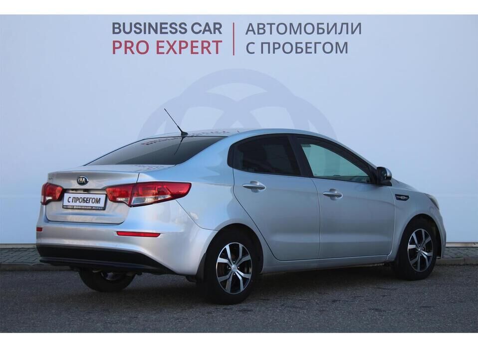 Kia Rio, III Рестайлинг 1.6 MT (123 л.с.)