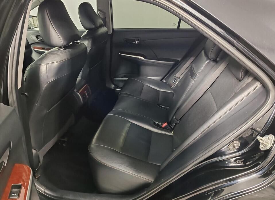 Toyota Camry, VII (XV50) 2.5 AT (181 л.с.)