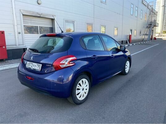 Peugeot 208, 2013 г., 116 332 км