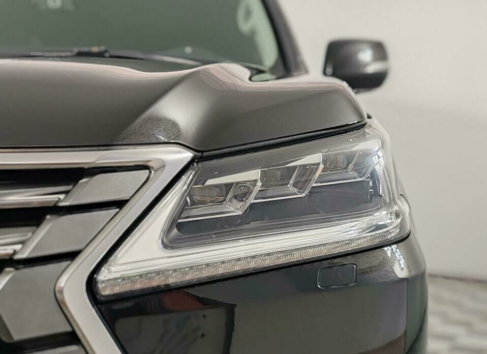 Lexus LX 450d 4.5d AT (272 л.с.) 4WD
