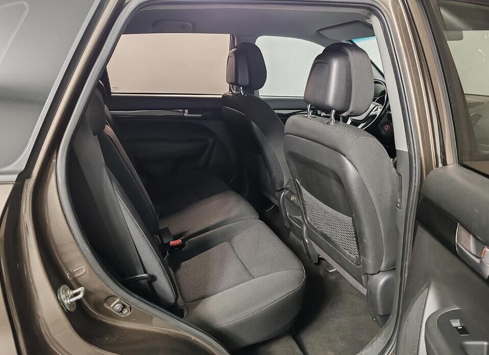 Kia Sorento, II Рестайлинг 2.4 AT (175 л.с.)