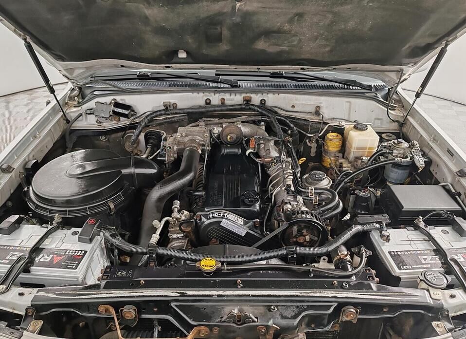 Toyota Land Cruiser, 100 Series Рестайлинг 2 4.2d MT (204 л.с.) 4WD