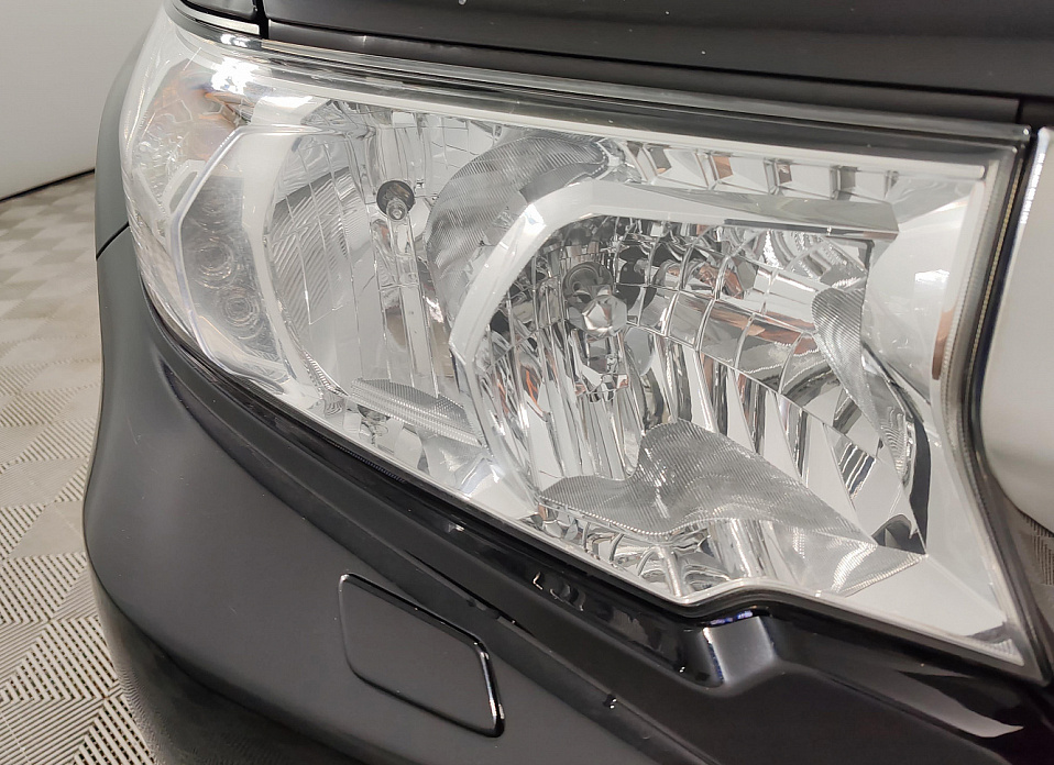 Toyota Land Cruiser Prado, 150 Series Рестайлинг 2 2.7 AT (163 л.с.) 4WD