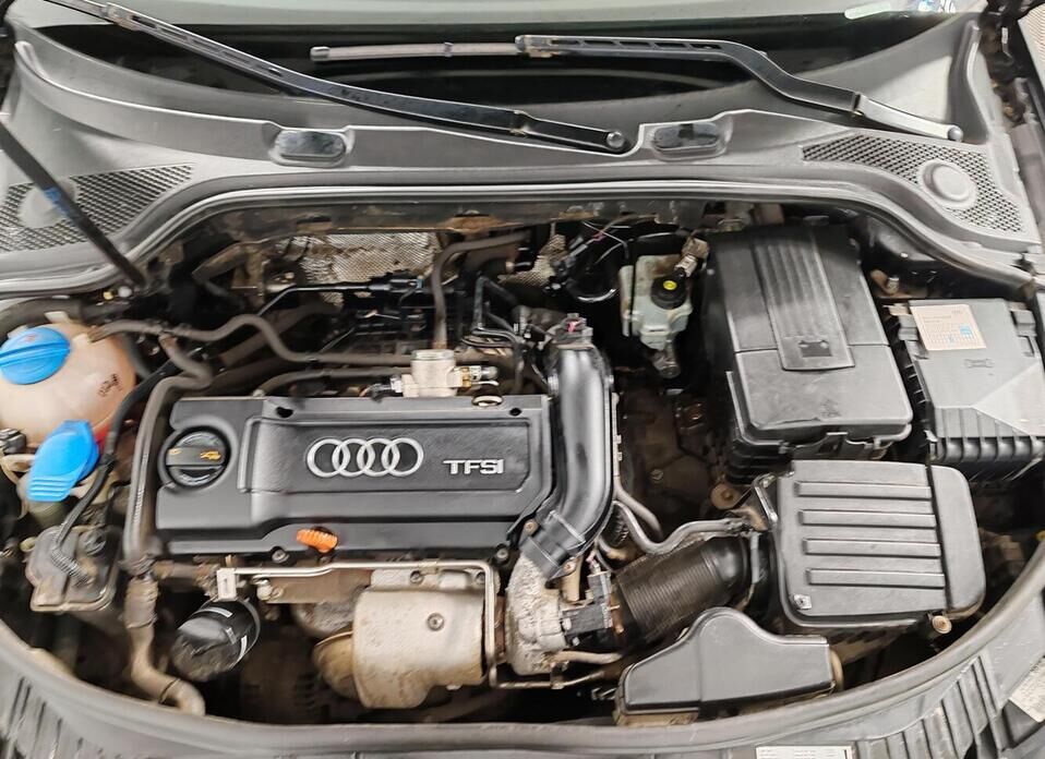 Audi A3, II (8P) Рестайлинг 2 1.4 AMT (125 л.с.)