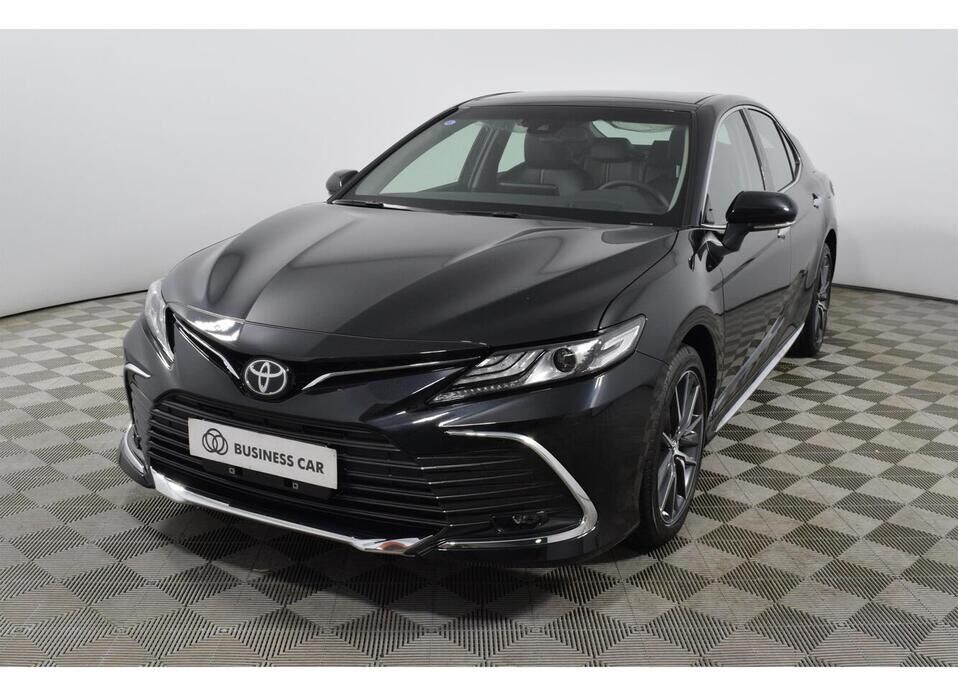 Toyota Camry 2.5 AT (209 л.с.)