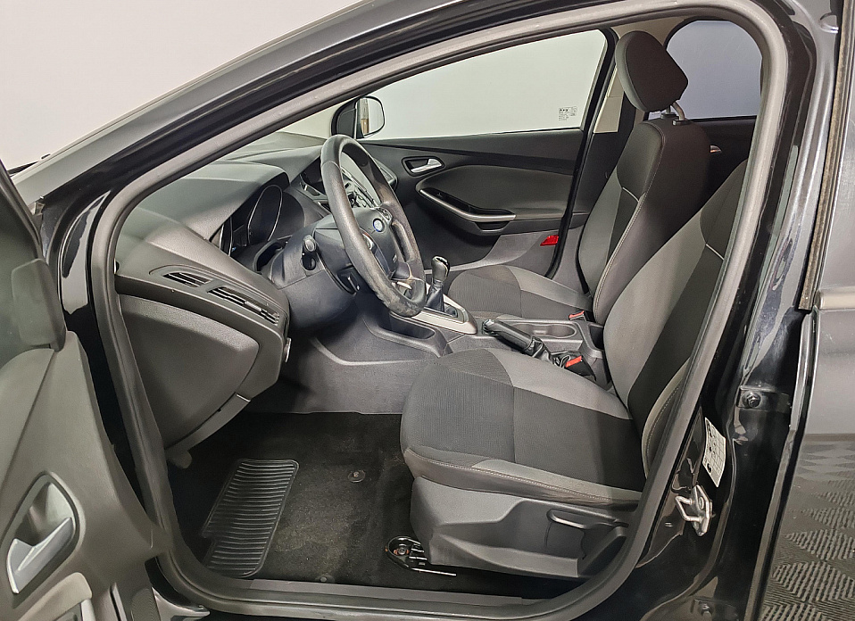 Ford Focus, III 1.6 MT (105 л.с.)