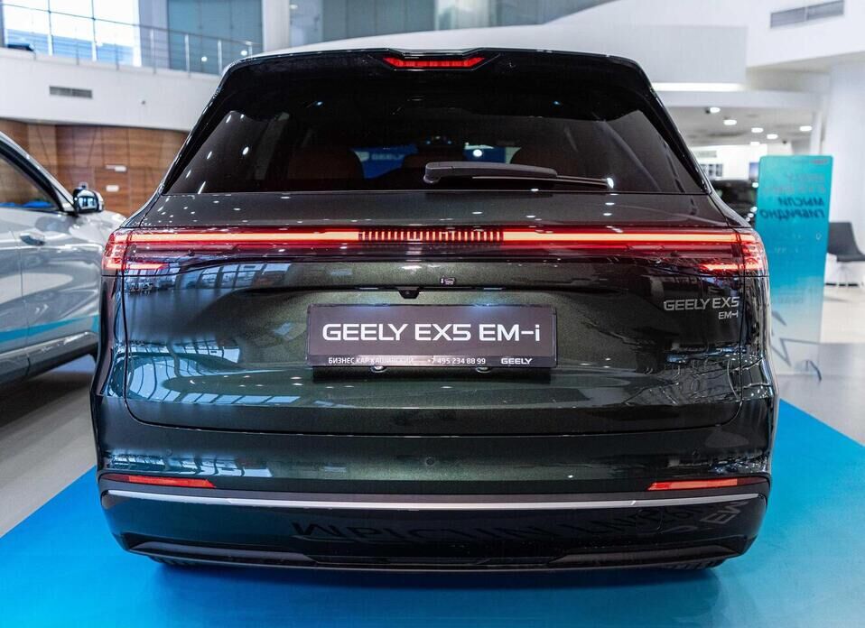 Geely EX5 EM-i 1.5hyb AT (167 л.с.)