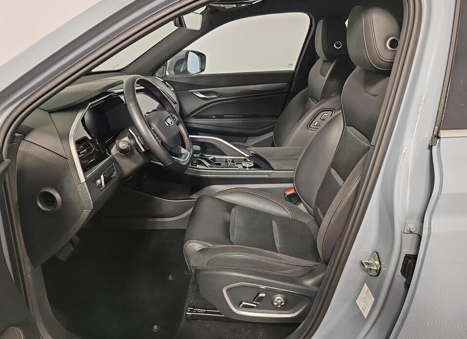 Geely Tugella 2.0 AT (238 л.с.) 4WD