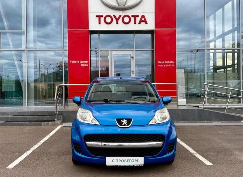 Peugeot 107, I Рестайлинг 1.0 AMT (68 л.с.)