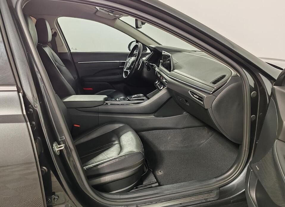 Hyundai Sonata, VIII (DN8) 2.0 AT (150 л.с.)