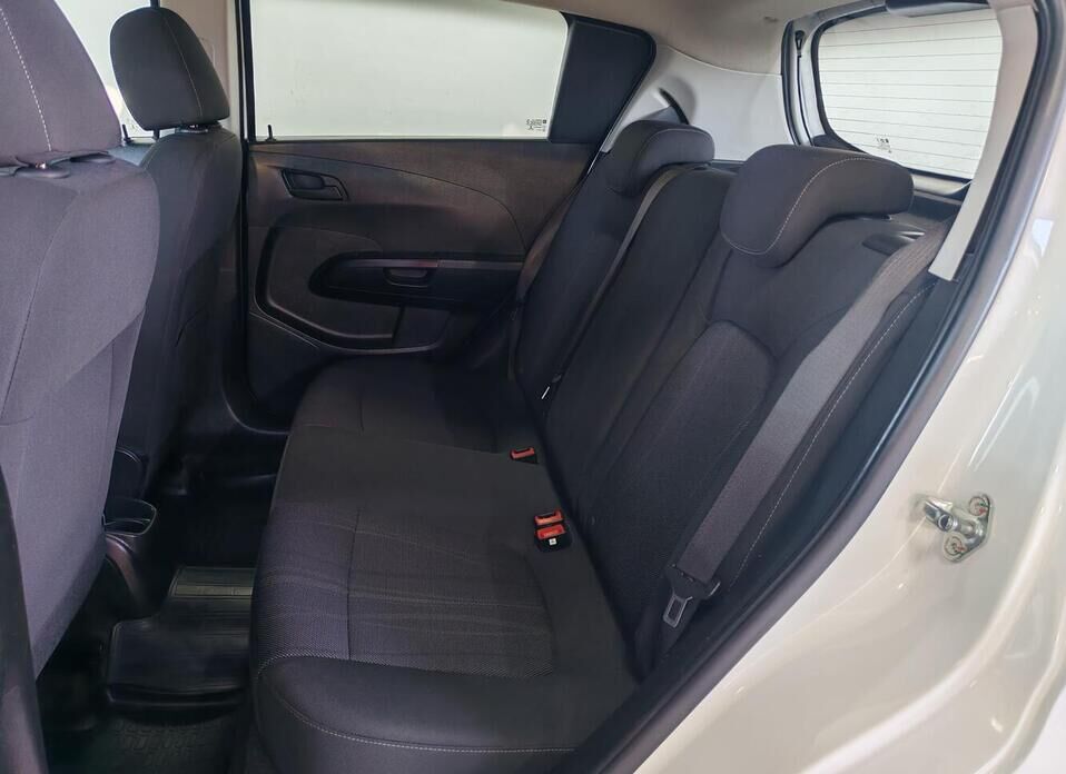 Chevrolet Aveo, II 1.6 AT (115 л.с.)