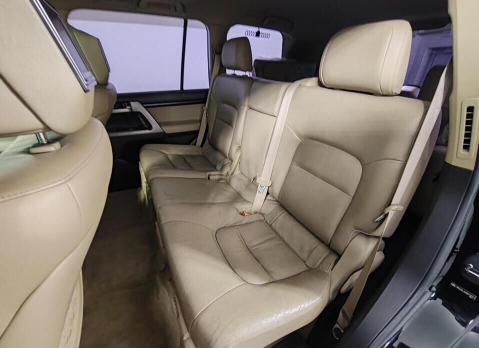 Toyota Land Cruiser, 200 Series 4.5d AT (235 л.с.) 4WD