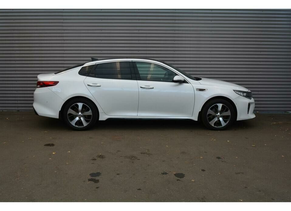 Kia Optima 2.0 AT (245 л.с.)