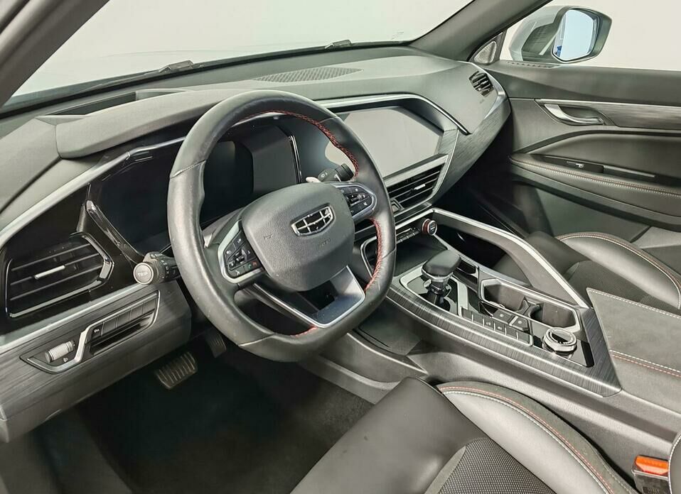 Geely Tugella 2.0 AT (238 л.с.) 4WD