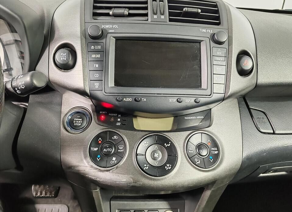 Toyota RAV4, III (XA30) Рестайлинг 2.0 CVT (148 л.с.) 4WD