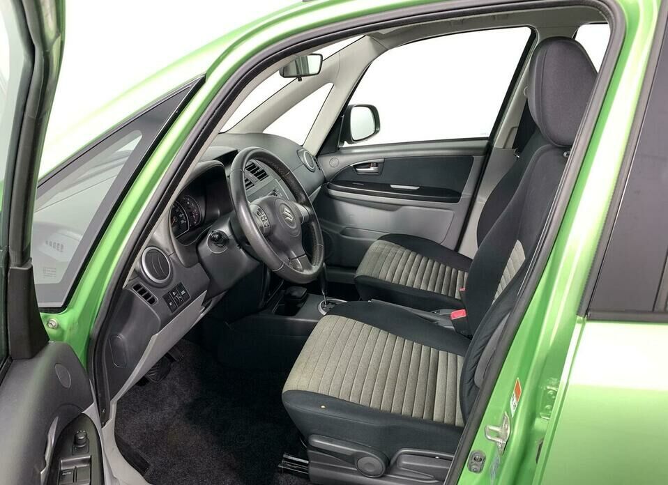 Suzuki SX4 1.6 AT (106 л.с.)