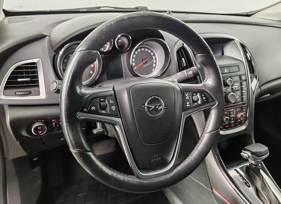 Opel Astra, J Рестайлинг 1.4 AT (140 л.с.)